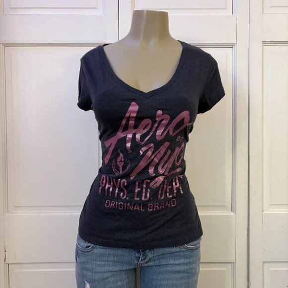 Y2K Aeropostale Graphic V-Neck - Picture 1 of 7
